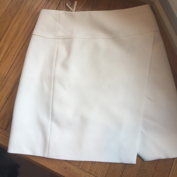 J. Crew Dresses & Skirts - J Crew cream asymmetrical front skirt